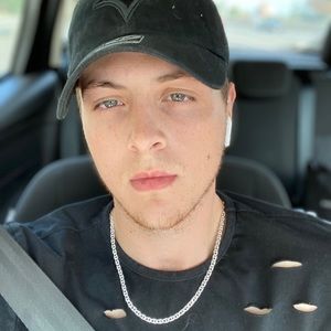 Meet your Posher, Steven